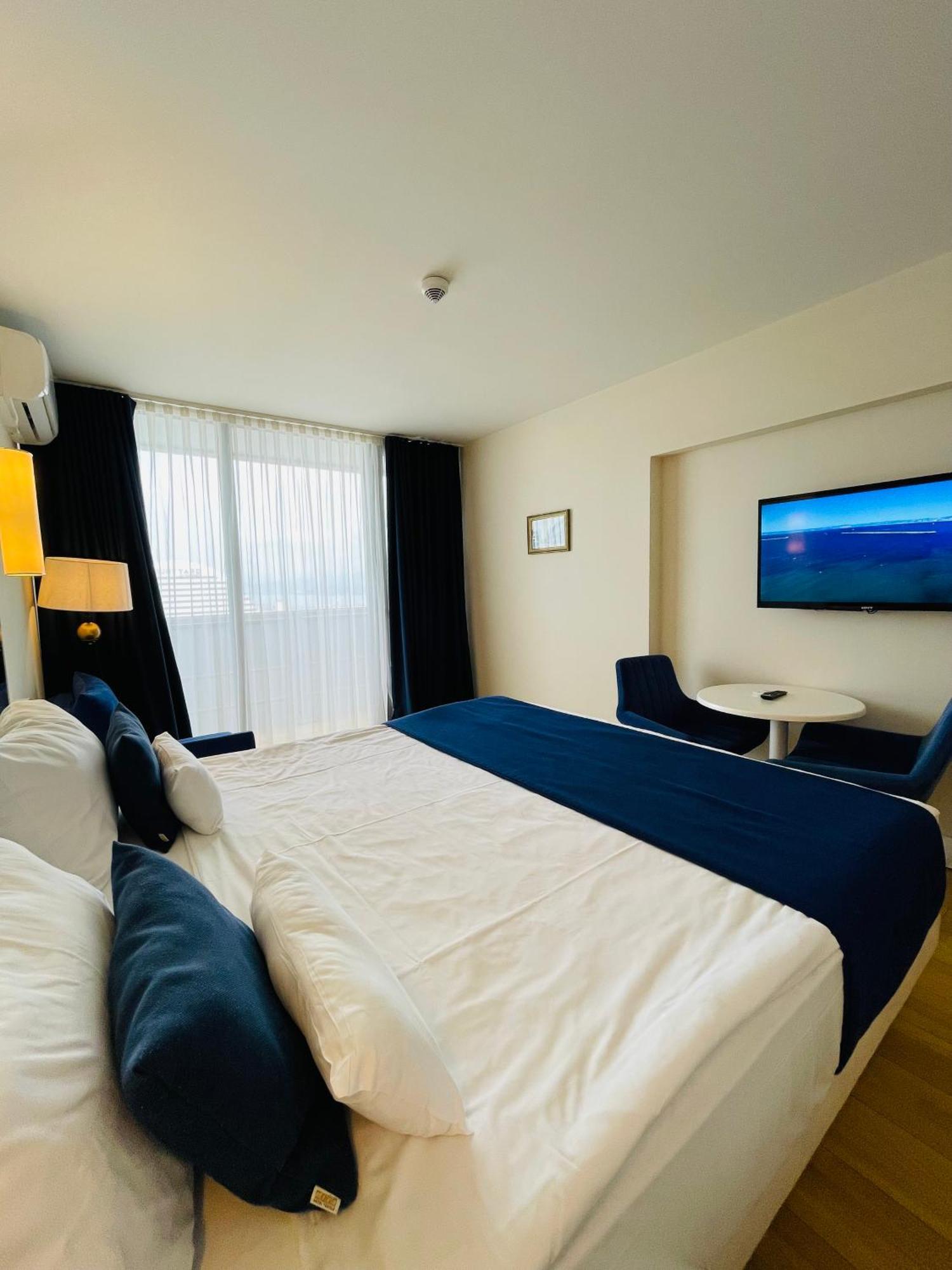 Batumi High View 호텔 외부 사진