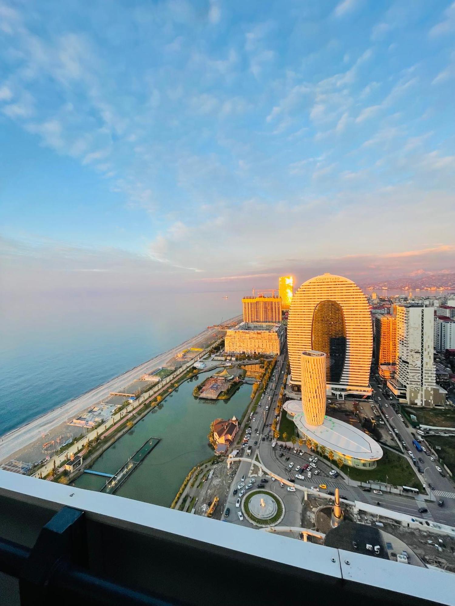 Batumi High View 호텔 외부 사진