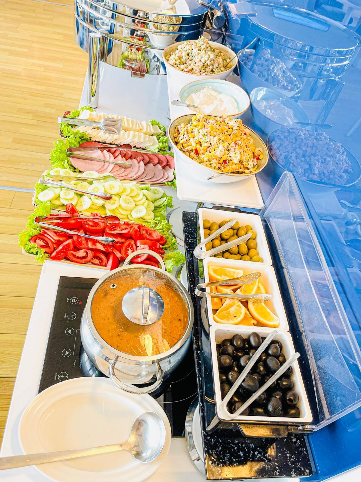 Batumi High View 호텔 외부 사진